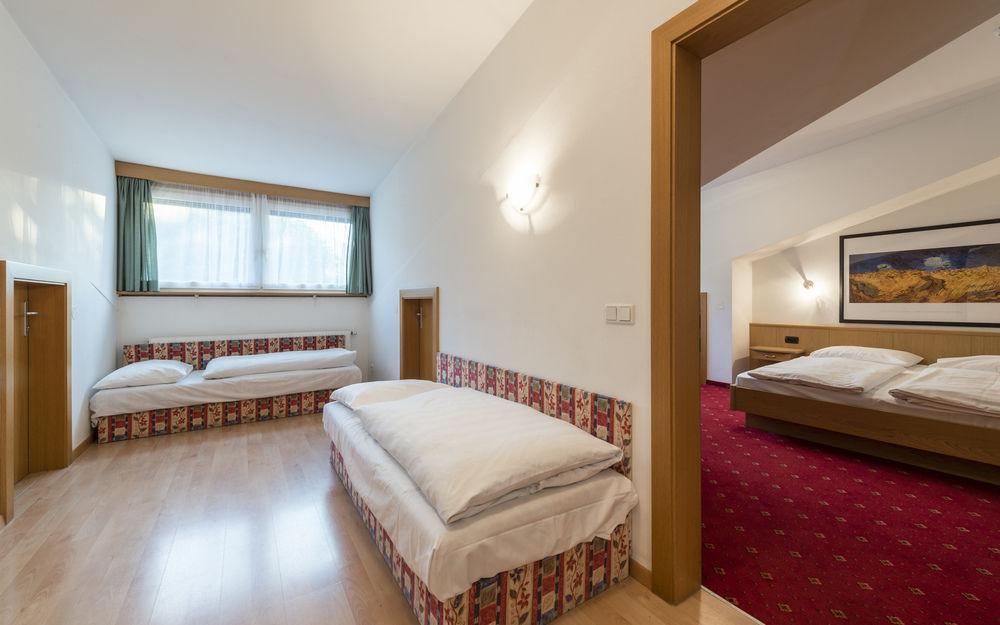 Lener Wirtshaus & Hotel Кампо-ди-Тренс Экстерьер фото